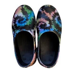 Crocs Neria Pro II Tie Dye Clogs Womens Size 5 Black Nurse Chef Anti Slip